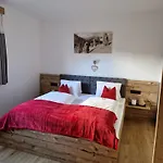 Haus Roland Апартаменты Цель-ам-Циллер