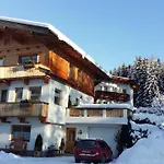 Apartment Haus Roland