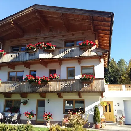 Haus Roland Апартаменты *